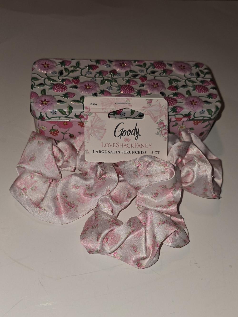 Goody LoveShackFancy Large Satin Scrunchies - Pink Floral (3ct)